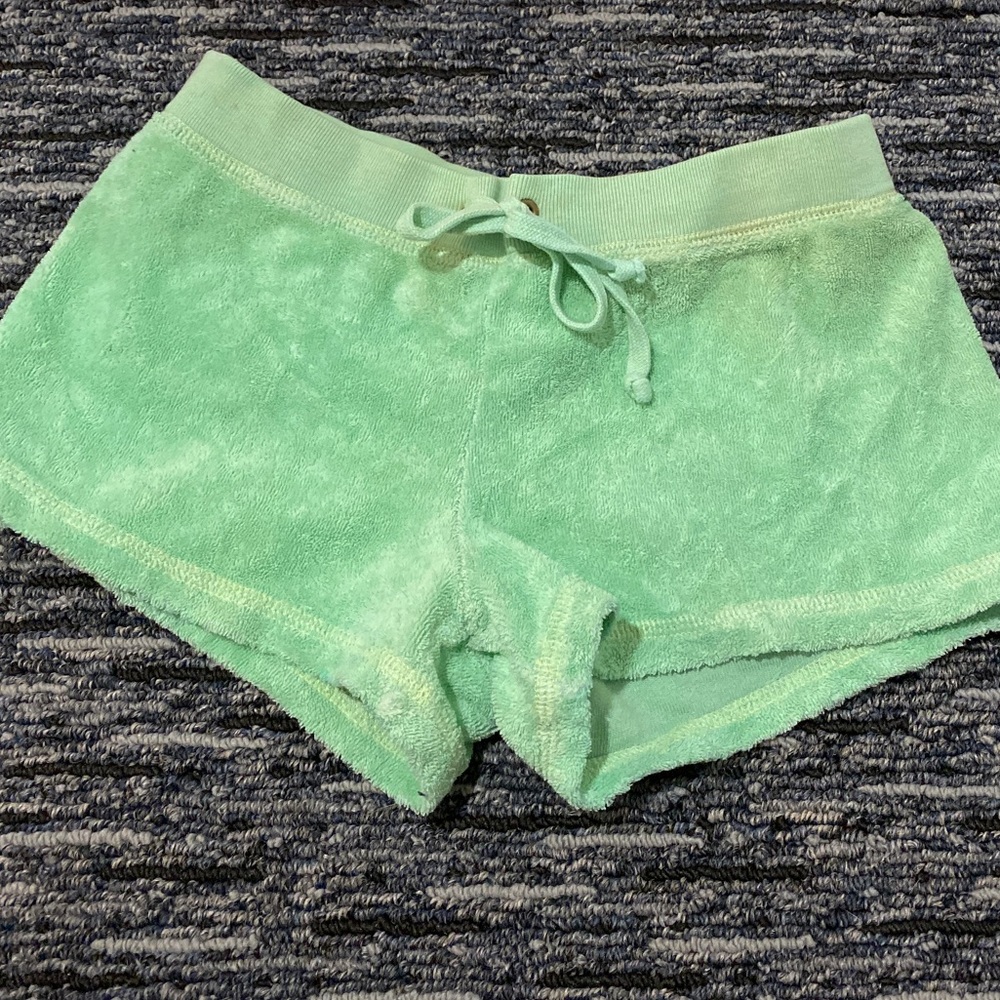 JUICY SHORTS AMAZING CONDITION
